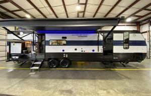2025 Grey Wolf Fully Loaded & Pets Friendly