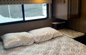 GUS - 2019 Thor Motor Coach Four Winds 30D
