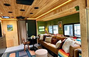 REMODELED, luxury  new interior. DELIVERY ONLY.