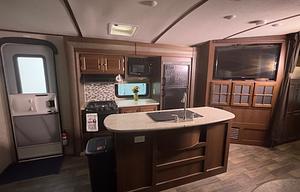 2016 Keystone RV Premier Ultra Lite 34BHPR