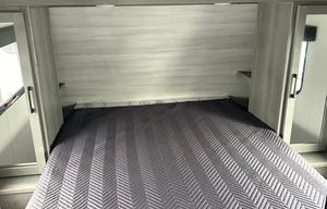 Like BRAND NEW! 2022 Dutchmen Kodiak Ultra Lite