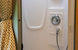 2019 Winnebago Navion 24J