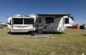 Keystone RV Cougar 368MBI