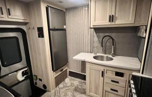 2022 ford Sunseeker M-3250dsle RV rental photo 10