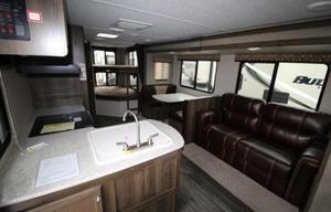 2017 Keystone Bullet  – Spacious & Family-Friendly