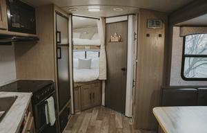 Heartland Sundance Ultra Lite 241BH (Loaded!)