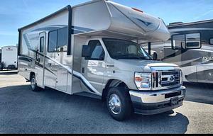 2022 Coachmen Leprechaun 260DS Ford 450, Sleeps 8