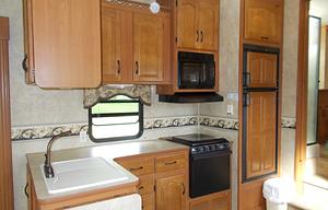 2007 Montana Mountaineer with Big Mountain View!