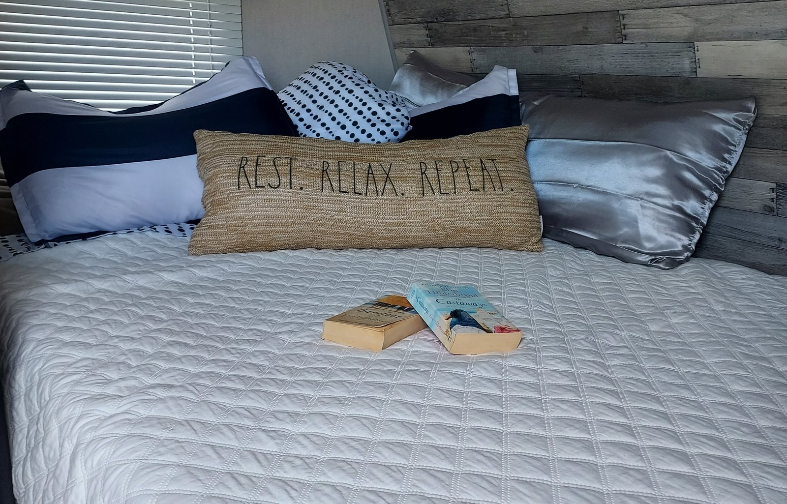 Salty Days ~ Easy Nights