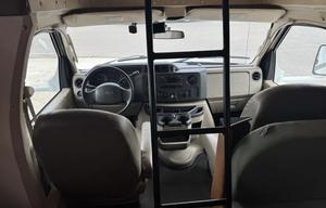 2010 Coachmen Freelander | Clean & Roomy Family RV