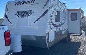 2013 Keystone Hideout Family Travel Trailer