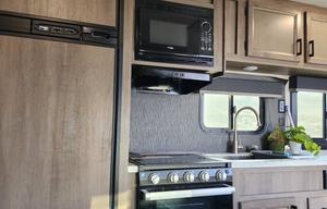 Pyramid Lake Getaway