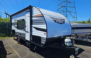 Light & Easy Tow Bunkhouse offering Delivery!