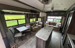 2018 Keystone RV Montana 3811MS RV rental photo 11