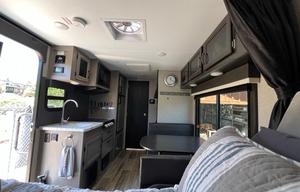 2021 Jayco Jay Feather Micro 17’