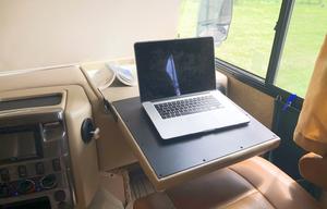 2016 Thor Motor Coach Axis 25.2