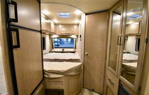 CLASS-C Thor Motor Coach Four Wind *Sleeps 4-6*