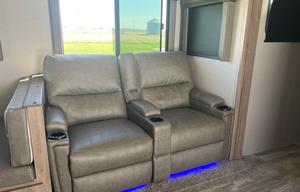 2022 Grand Design Imagine 3250BH