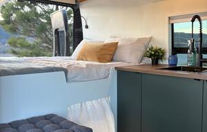 All-Season Off-Grid Campervan - Adventure Ready!