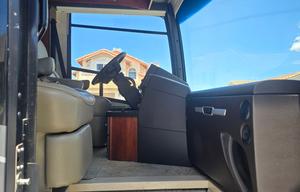 Luxury Winnebago Tour 40CD Experience