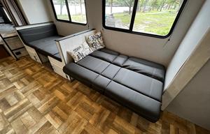 Fully Stocked, Double Bunk | Sleeps 6-8 | 2022 RV