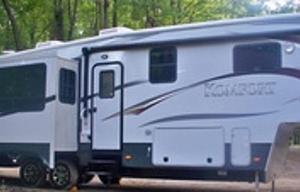 2015 KOMFORT  3230FRK