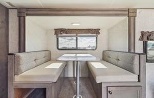 'Annie' 2019 Forest River  Apex: Sleeps 8!