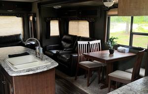 2017 Keystone RV Hideout 30RLDS