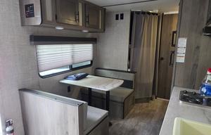 1998 Fleetwood RV Providence 39R