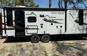 Sunset Drifter – Coastlines, Campfires, and Peaks