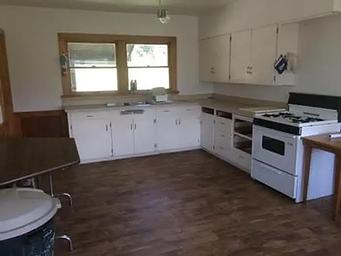 Anna Creek Cabin