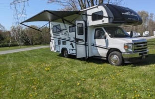Fully Stocked!! - Economy 2027 East to West Entrada 2000NS E526