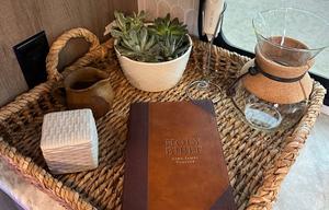 Wander Goff | Boutique Stay Delivered + Set Up