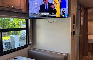 2019 Entegra Coach Vision 29S RV rental photo 6