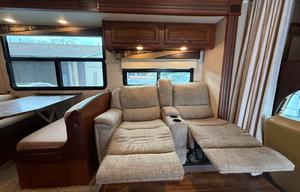 Luxury 2015 Jayco RV - Sleep 6 - Family Road Trip!