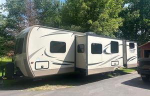 2017 Forest River RV Flagstaff Classic Super Lite 831BHDS RV rental photo 2