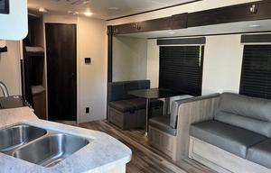 2022 Highland Ridge RV Open Range Conventional OT26BHS RV rental photo 8