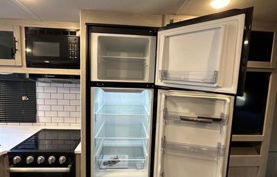 King Bed Bunkhouse | Sleeps 10 | Dual A/C