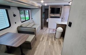 2022 Gulf Stream RV Ameri-Lite Ultra Lite 279BH RV rental photo 7