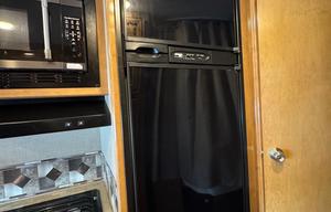 Compact Alaska RV – Simple & Stress-Free Driving