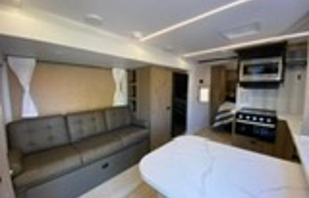 Ady and Dany's Cozy Getaway RV Rental