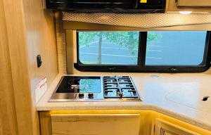 2022 Thor Four Winds 31E (with Bunkhouse)