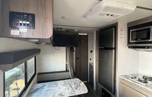 2021 Gulf Stream 248BH