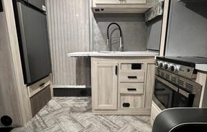 2022 ford Sunseeker M-3250dsle RV rental photo 9