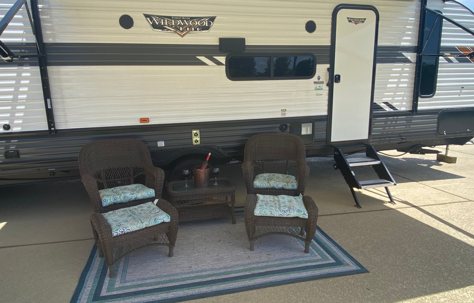 2022 Forest River RV Wildwood X-Lite 273QBXL