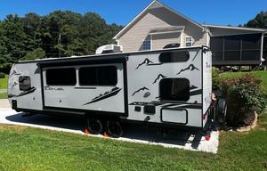 Elite Escape RV Rentals Co.   -   Delivery Only