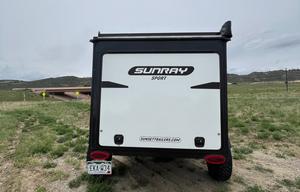 Cozy Offroad Camper with Tempur-Pedic Bed