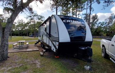 2021 Cruiser KYRV CRUISER 33BHB RV rental photo 2