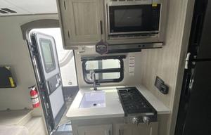 2026•Sleeps 8•Full Bunks•Slide-Out•Outdoor Kitchen