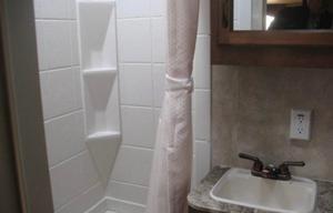 2013 Catalina Deluxe Edition 32TSBH RV rental photo 3